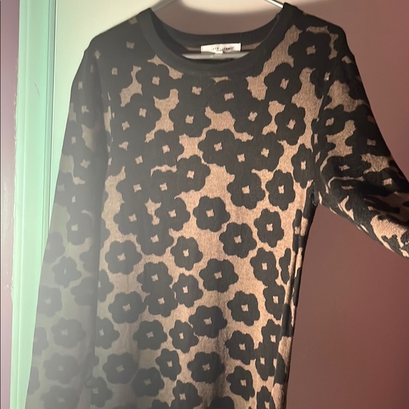 Black and Tan Floral Long Sleeve Dress - Picture 6 of 6